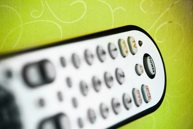 Rynek płatnej telewizji straci 1,5 mln klientów?