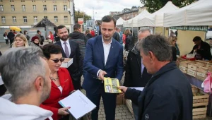 Władysław Kosiniak-Kamysz zbierał podpisy pod programem "Emerytura bez podatku"