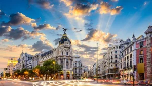 Hiszpania. Waloryzacja emerytur będzie oparta o inflację? Na zdj. Madryt