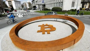 Pierwszy w świecie pomnik bitvoina - w Kranj (Słowenia)