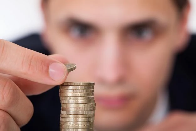 Polacy pracujący za granicą wspierają rodziny w kraju