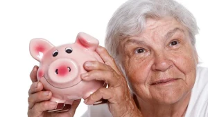 Emerytów jest już prawie 9 mln. Rośnie też wysokość emerytur i rent