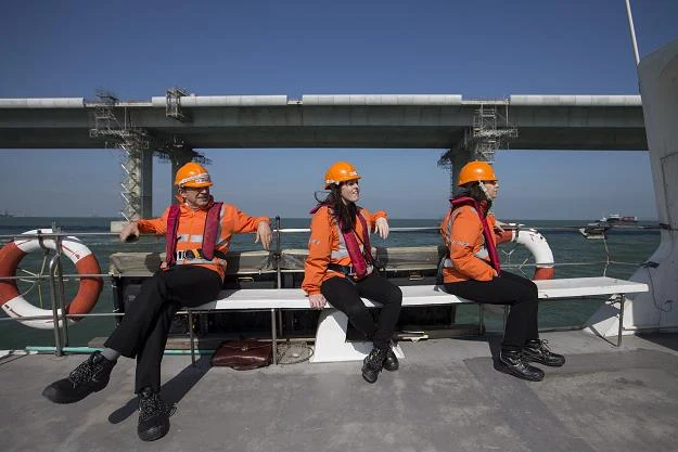 Prace budowlane przy wielkim chińskim projekcie Hong Kong-Zhuhai-Macau Bridge