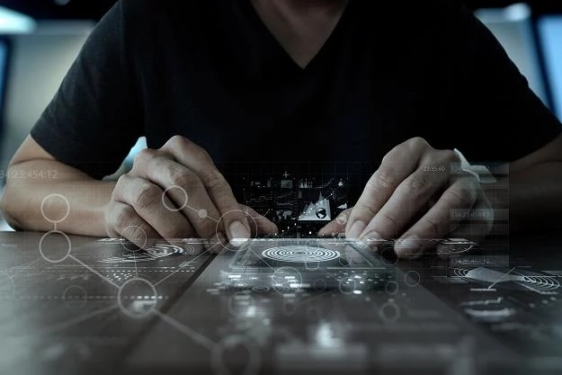 Operatorzy telekomunikacyjni do 2020 r. zainwestują 23,2 mld zł w technologie mobilne