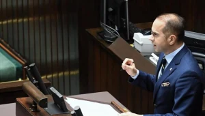 Poseł PO Michał Szczerba podczas debaty nad obywatelskim projektem ustawy "Emerytura bez podatku"