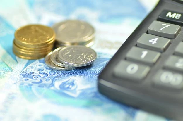 Rośnie płaca minimalna. Co ze składkami?