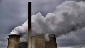 W 36 zatrutych miastach rusza termoizolacja