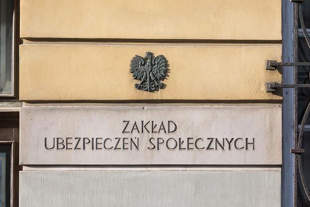 ZUS przypomina o zasiłku opiekuńczym w razie zamknięcia np. szkoły /fot. Arkadiusz Ziolek