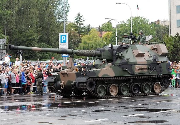 Armatohaubica Krab. Fot. Wojtek Laski