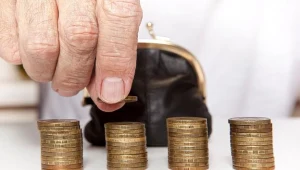 Kto zapłaci za obniżenie wieku emerytalnego?