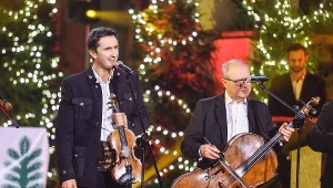 Zakopower podczas kolędowania z TVP