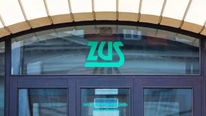Do ZUS wpływało średnio 75 tys. zwolnień elektronicznych dziennie. Fot. Arkadiusz Ziolek