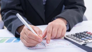 Prezes UOKiK ma wszczynać postępowania wobec nierzetelnych firm i nakładać kary finansowe