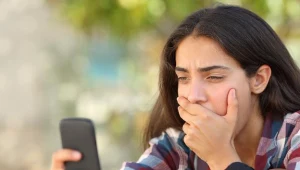 Smartfony wysyłały dane na serwer w Chinach...