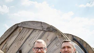 Od lewej: Tomasz Szymenderski, dyrektor finansowy oraz Maciej Maćkowiak, prezes Enexona