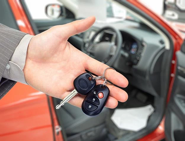 Sprzedajesz auto z wadą, o której nie wiesz? Twój portfel może to boleśnie odczuć