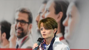 Minister przedsiębiorczości i technologii Jadwiga Emilewicz podczas spotkania w Krakowie