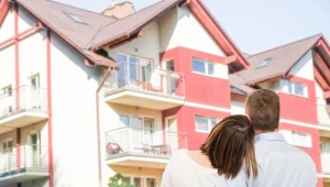 Ceny wyższe i Polacy zadłużają się coraz bardziej