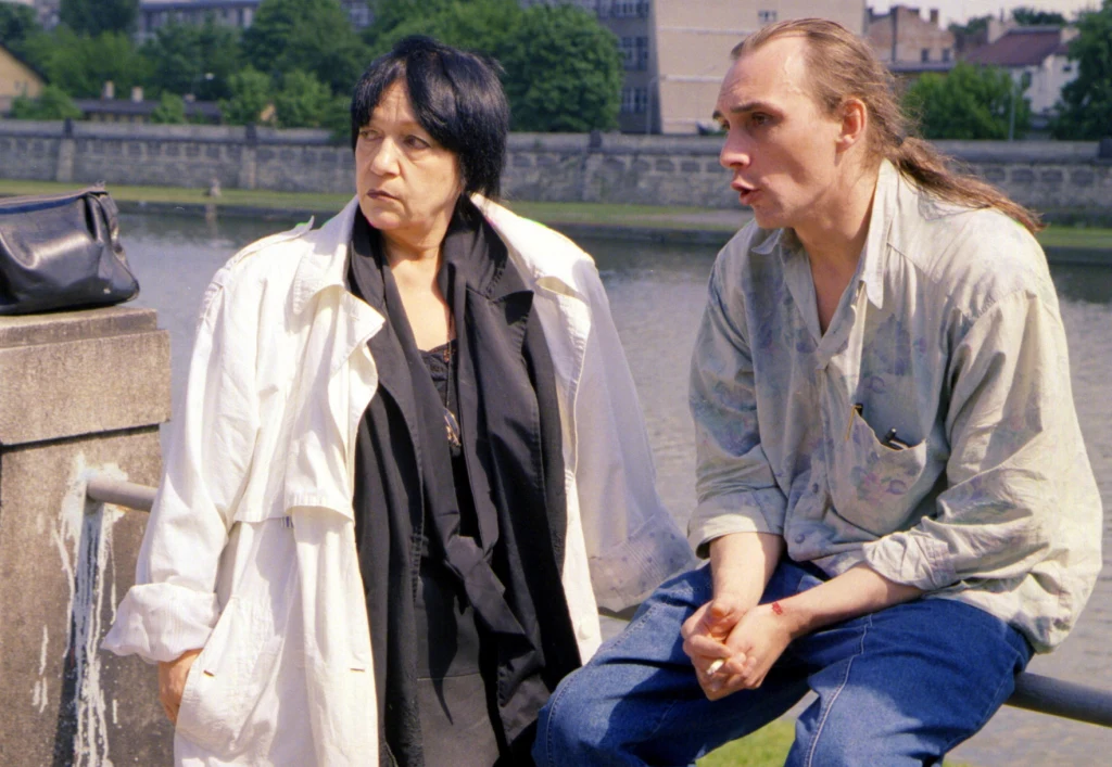 Ewa Demarczyk ze swoim asystentem Pawłem Rynkiewiczem Ewa Demarczyk ze swoim asystentem Pawłem Rynkiewiczem