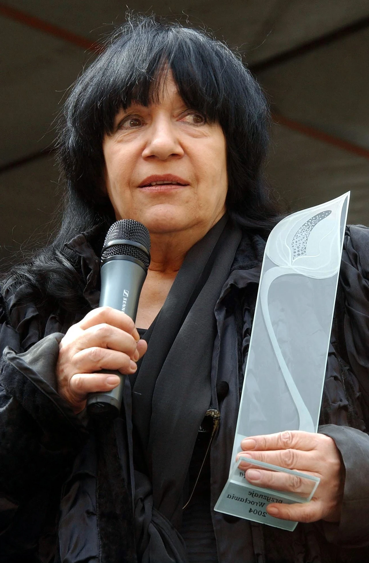 Ewa Demarczyk, 2004 r. Ewa Demarczyk, 2004 r.