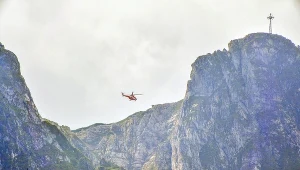 Śmigłowiec TOPR nad Giewontem, zdj. ilustracyjne