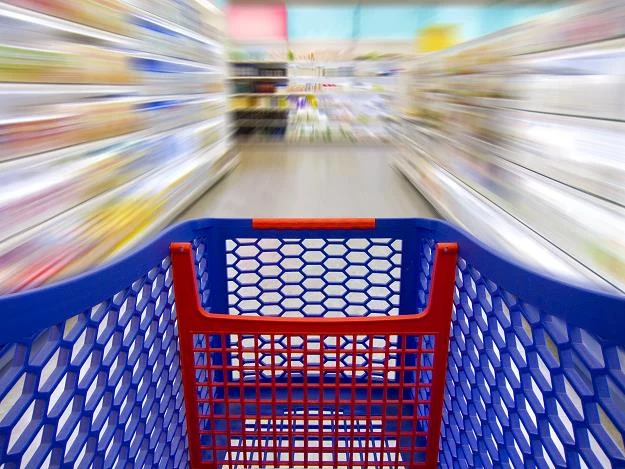 W czerwcu 2019 r. sprzedaż detaliczna była o 3,7% wyższa niż przed rokiem