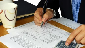 Raport NIK negatywnie ocenia wynajem biur dla KNF