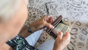 Świadczenie "Mama 4 plus" otrzymuje już ponad 50,6 tys. osób. Fot. Arkadiusz Ziółek