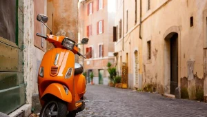 Włosi pozamykają oszustów podatkowych? Na zdj. uliczka w Rzymie