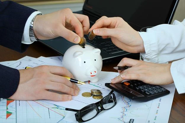 Polacy odliczają darowizny na kościół i opiekę