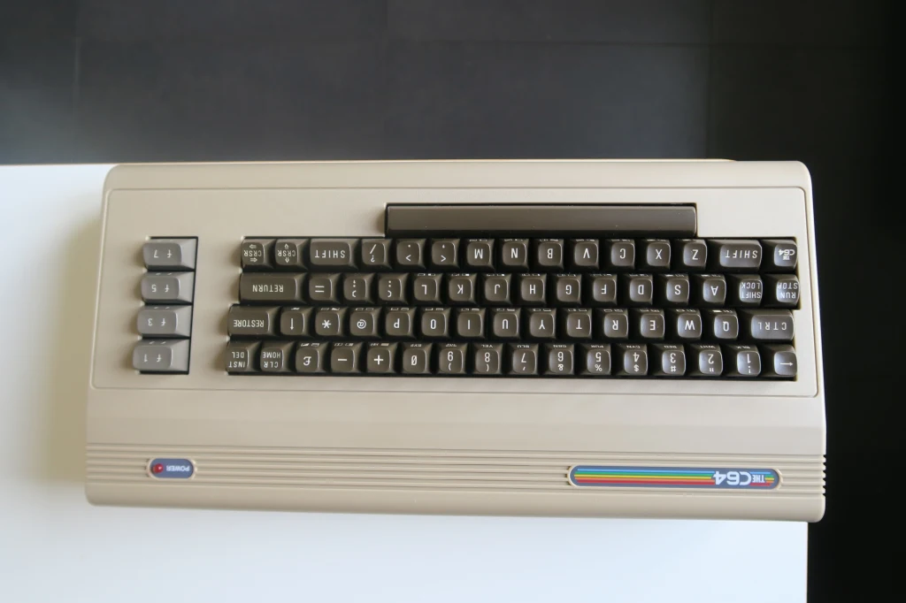 Gry możemy zapisać w dowolnym momencie, aby powrócić do nich, kiedy chcemy.