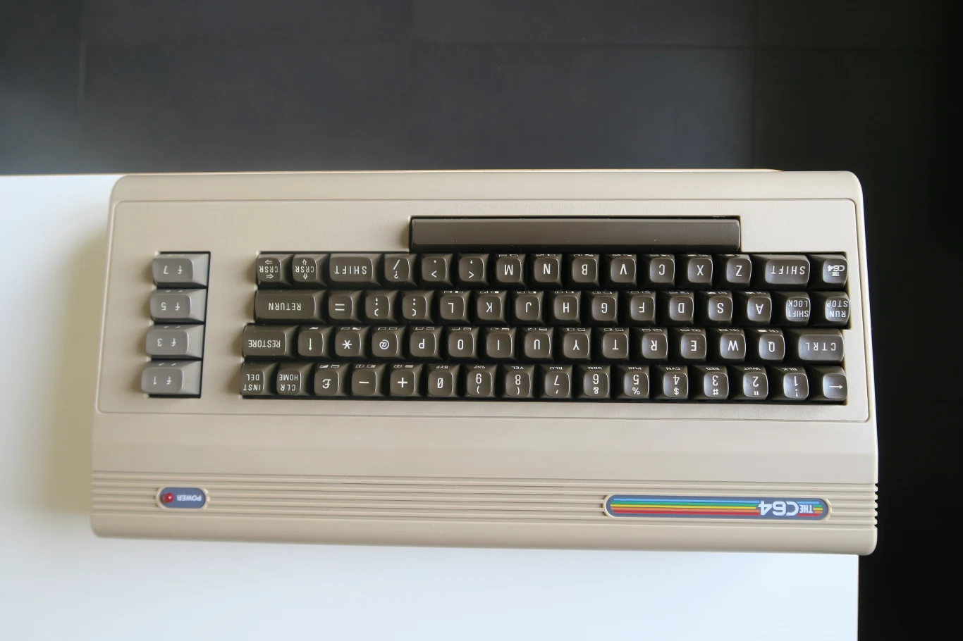 Gry możemy zapisać w dowolnym momencie, aby powrócić do nich, kiedy chcemy. Gry możemy zapisać w dowolnym momencie, aby powrócić do nich, kiedy chcemy.