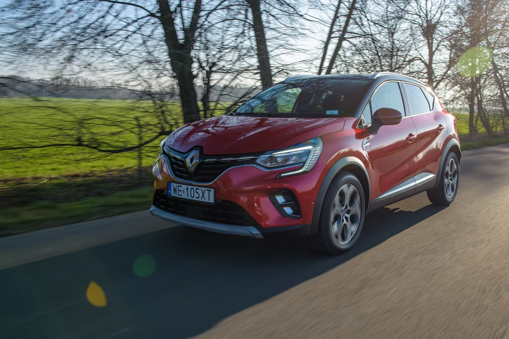 Nowy Captur może pochwalić się również doskonałymi wynikami testów bezpieczeństwa Euro NCAP, w których uzyskał najwyższą ocenę pięciu gwiazdek. Nowy Captur może pochwalić się również doskonałymi wynikami testów bezpieczeństwa Euro NCAP, w których uzyskał najwyższą ocenę pięciu gwiazdek.