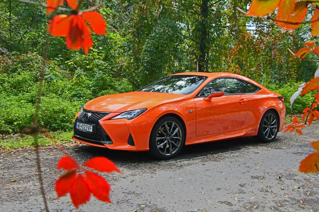 Lexus RC 300h F Sport