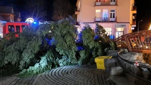 Służby ratunkowe na miejscu wypadku na Krupówkach w Zakopanem