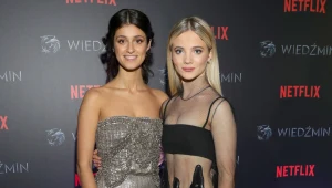 Anya Chalotra, Freya Allan