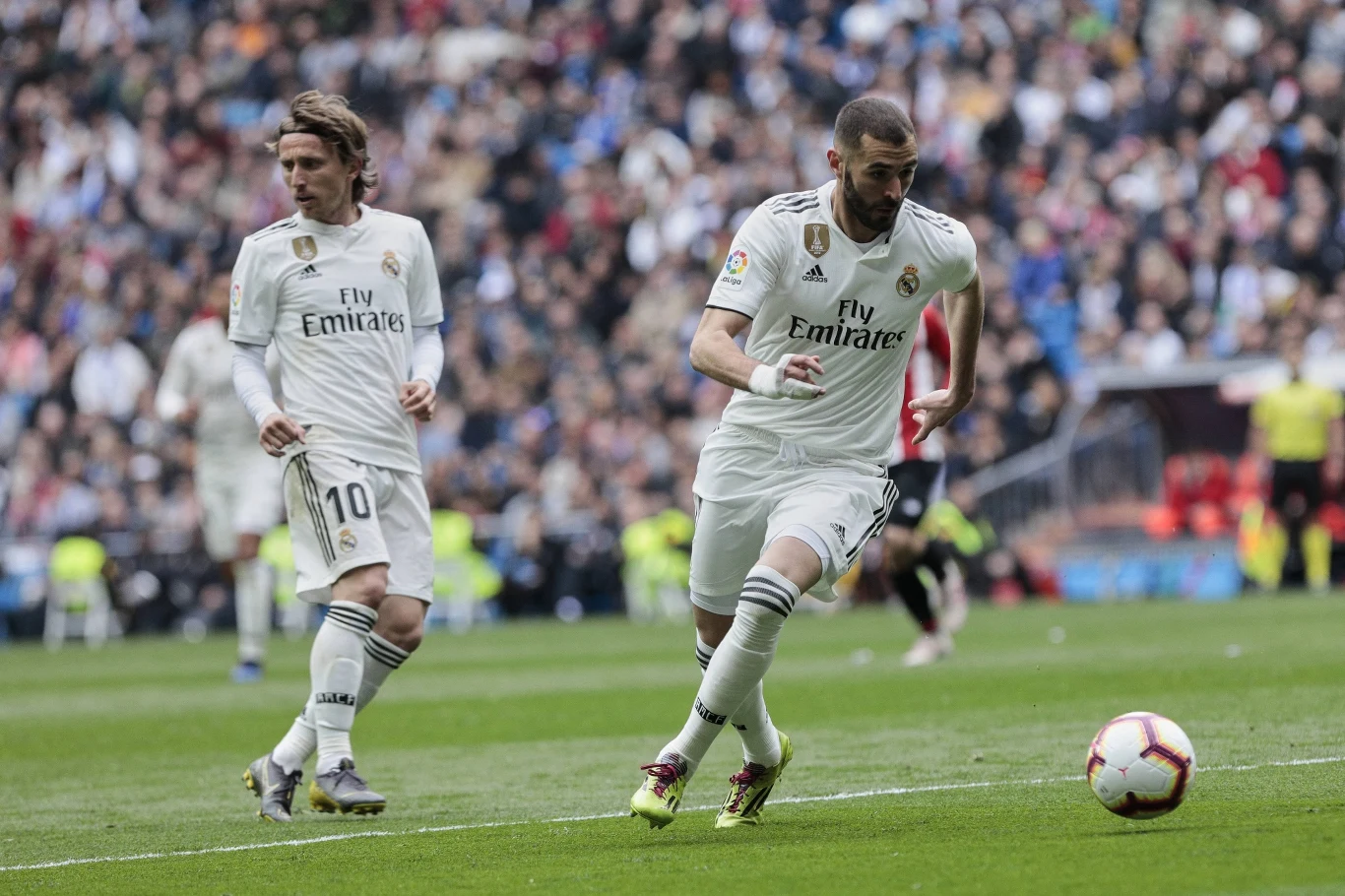 Luka Modrić (z lewej) i Karim Benzema - filary Realu Madryt. Luka Modrić (z lewej) i Karim Benzema - filary Realu Madryt.