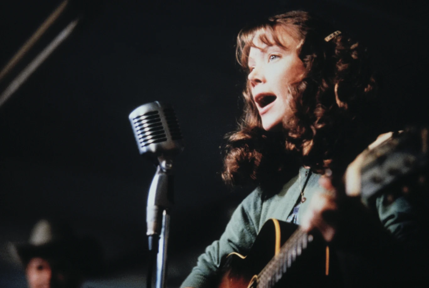 Jedną z najważniejszych kreacji w swojej karierze - piosenkarki country Loretty Lynn - Spacek stworzyła w opartej na faktach "Córce górnika" (1980). Otrzymała za nią jedynego w dotychczasowej karierze Oscara.