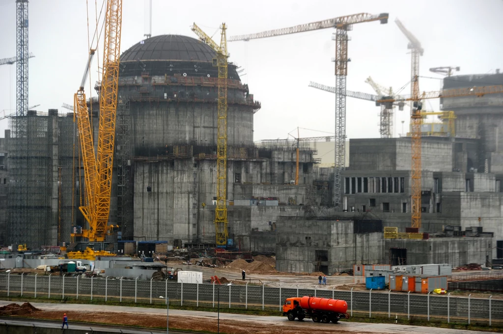 Elektrownia atomowa w Ostrowcu na Białorusi w czasie budoiwy, zdjęcie z 2017 roku Elektrownia atomowa w Ostrowcu na Białorusi w czasie budoiwy, zdjęcie z 2017 roku