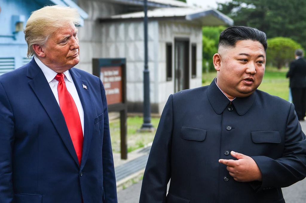 Donald Trump i Kim Dzong Un; zdj. archiwalne Donald Trump i Kim Dzong Un; zdj. archiwalne