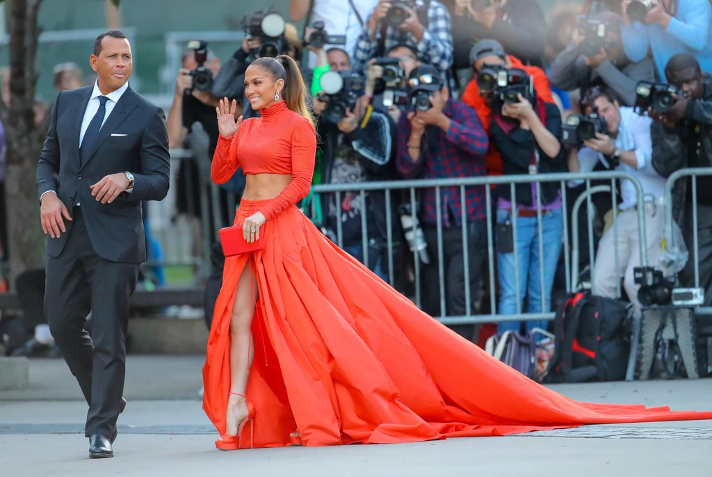 Jennifer Lopez i Alex Rodriguez zaręczyli się w marcu 2019 roku na Bahamach