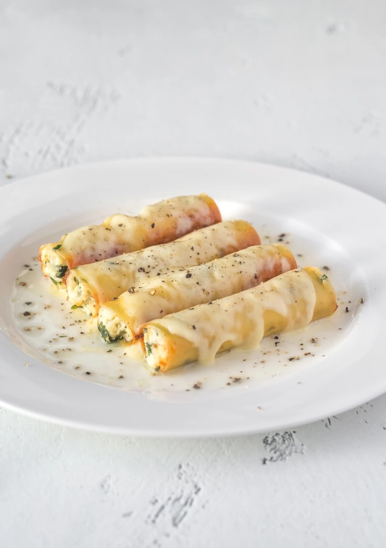 Cannelloni pod beszamelem