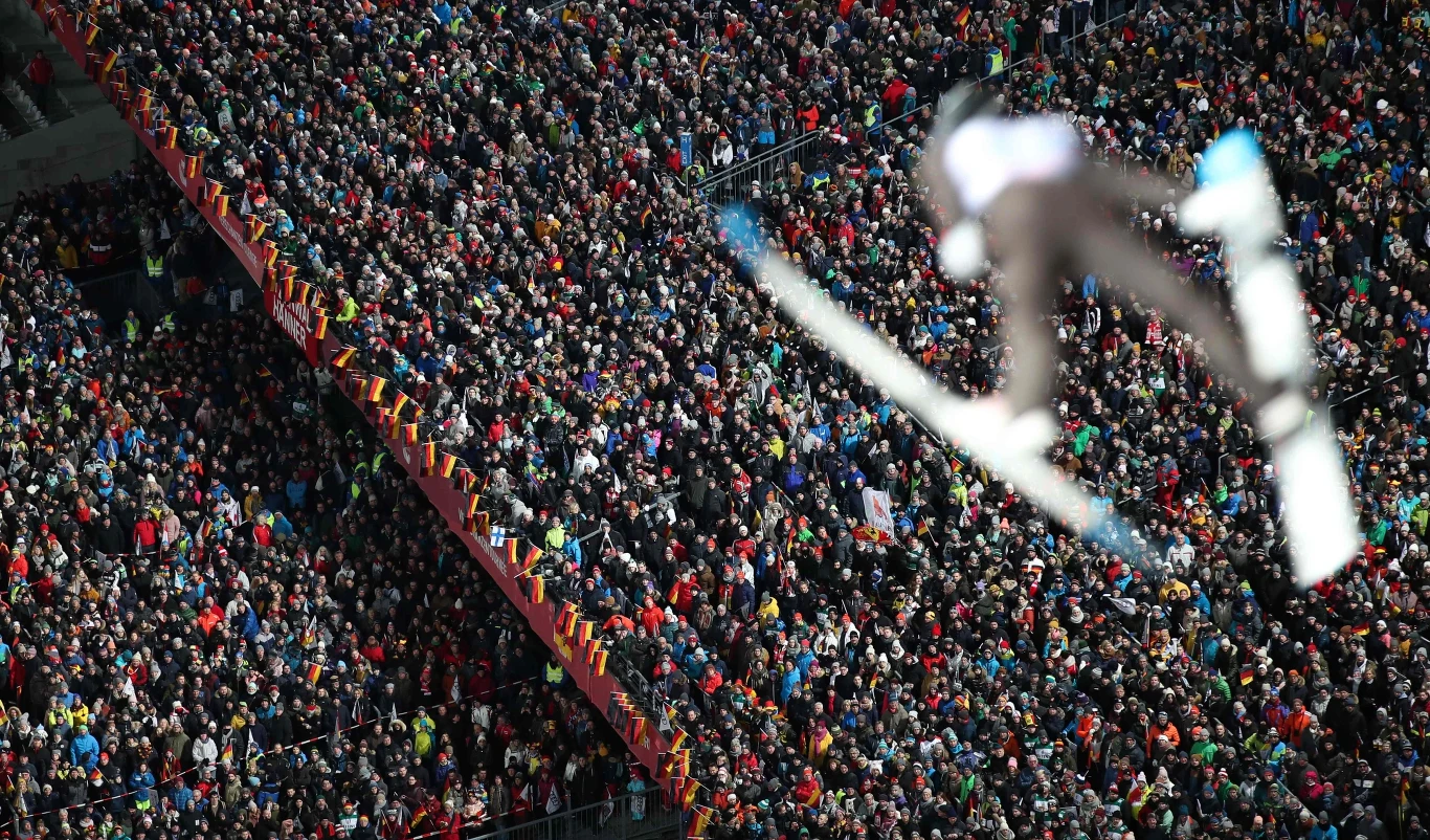 Fani podczas zawodów w Garmisch-Partenkirchen