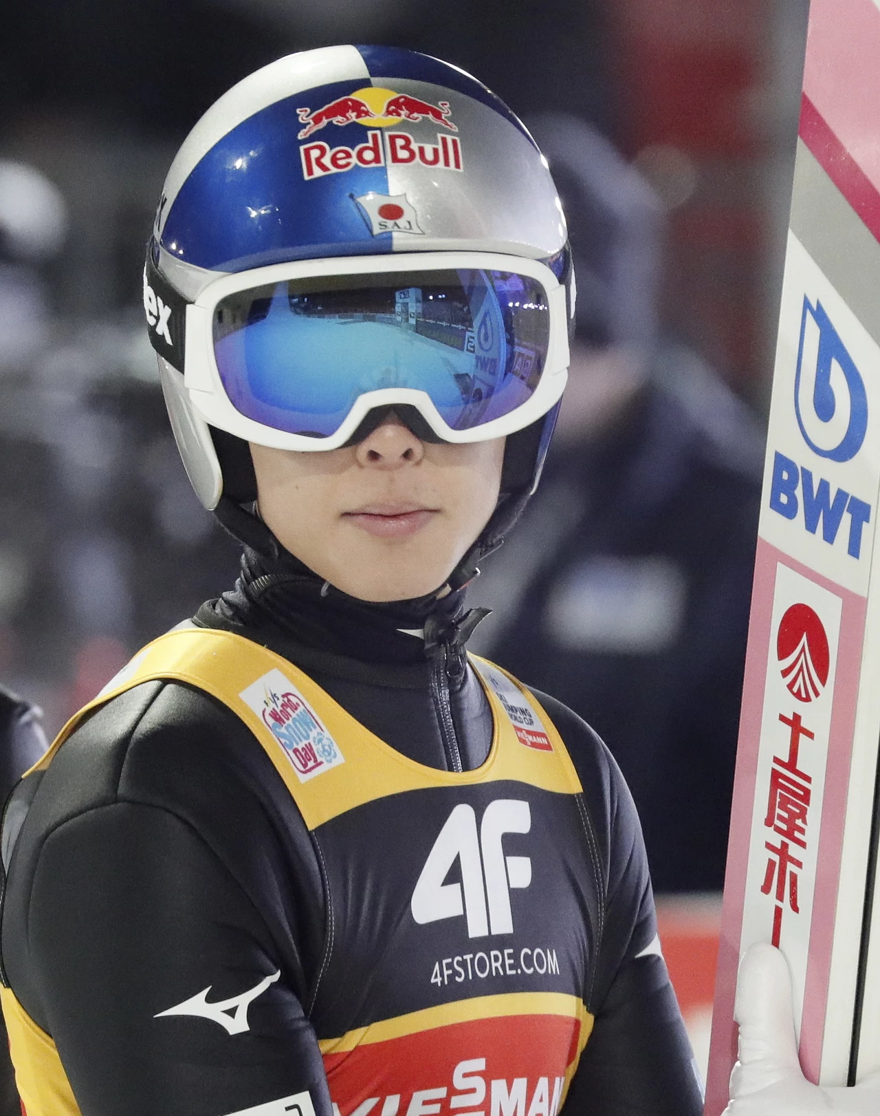 Ryoyu Kobayashi podczas zawodów w Bischofshofen Ryoyu Kobayashi podczas zawodów w Bischofshofen