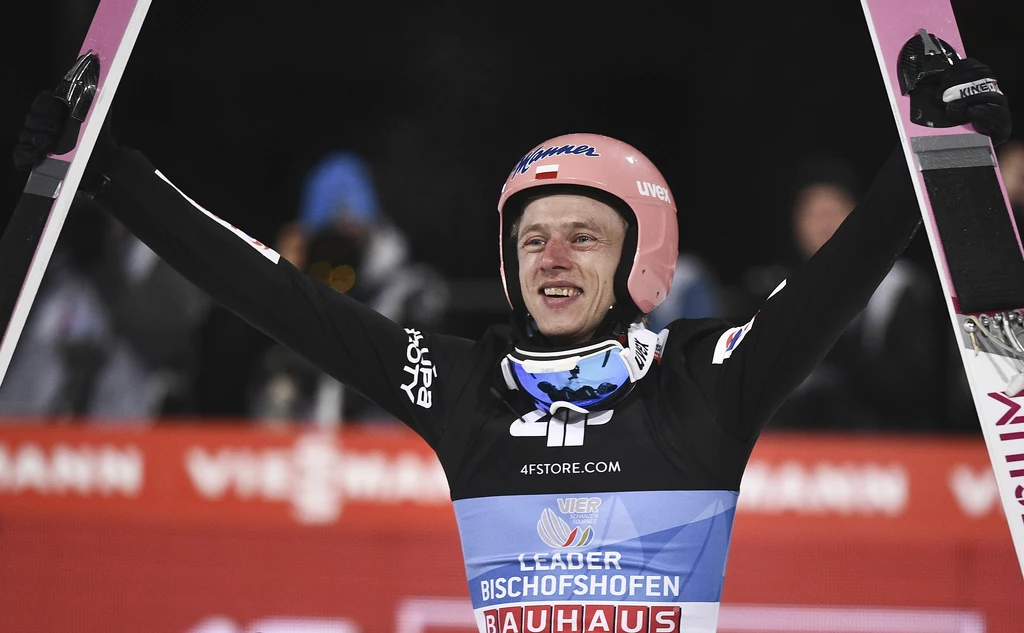 Dawid Kubacki wygrał zawody w Bischofshofen i 68. edycję Turnieju Czterech Skoczni Dawid Kubacki wygrał zawody w Bischofshofen i 68. edycję Turnieju Czterech Skoczni