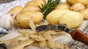 Pięć sposobów na wykorzystanie obierek od ziemniaków