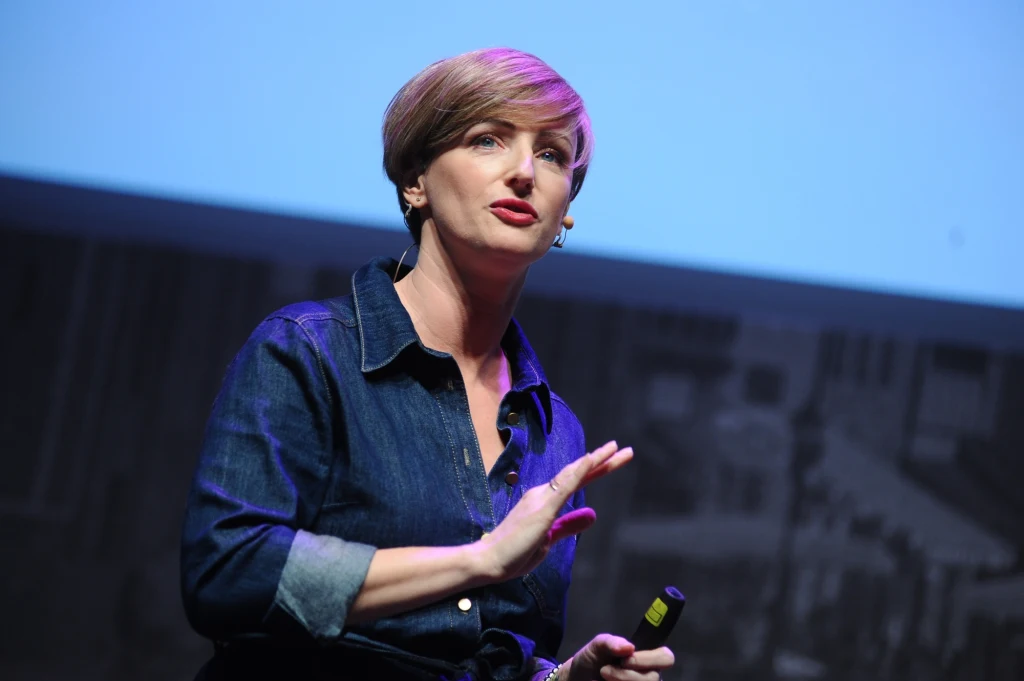 Ula Chincz jakiś czas temu obcięła włosy na krótko Ula Chincz jakiś czas temu obcięła włosy na krótko