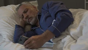 Użytkownik sieci telefonicznej musiał trafić do szpitala, żeby na jaw wyszły dodatkowe koszty, jakimi obarczał go operator