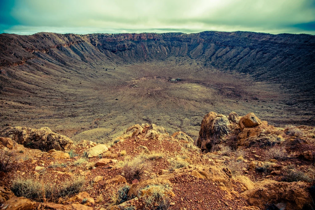 Niektóre kratery po uderzeniu meteorytów są ukryte - tu krater we Flagstaff