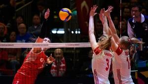 Polskie siatkarki w meczu z Turcją; źródło: cev.eu